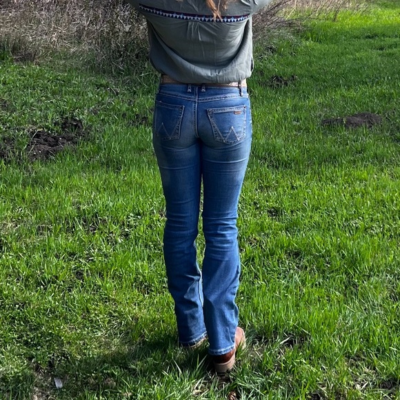 WRANGLER BOOTCUT JEANS - Picture 6 of 6
